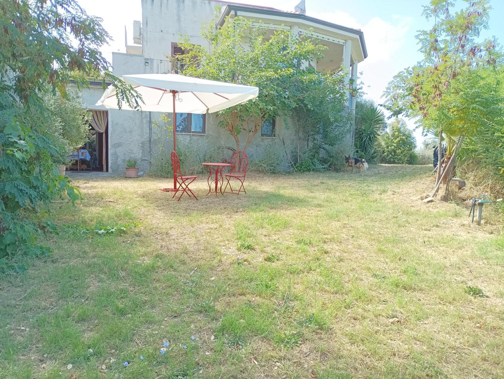 Palapico Hotel Bonifati Bagian luar foto